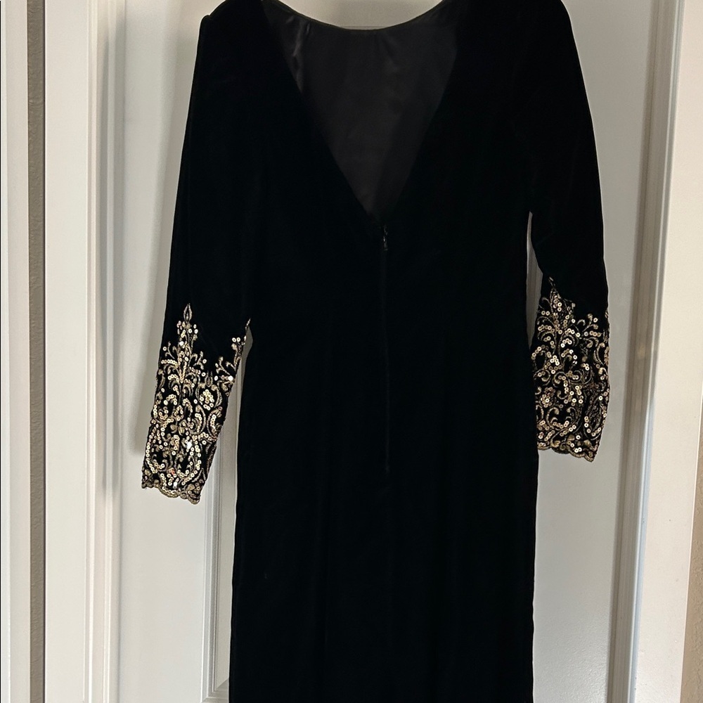 VINTAGE 1980s Victor Costa Velvet Gown | Rear Deep-v | Sequin Design - Size 8 - Picture 6 of 12